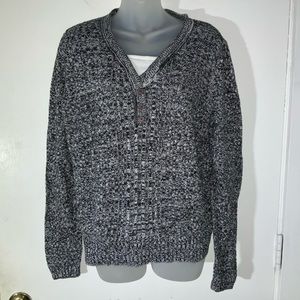 B&W PULLOVER SWEATER TOP HASTING & SMITH SALE!